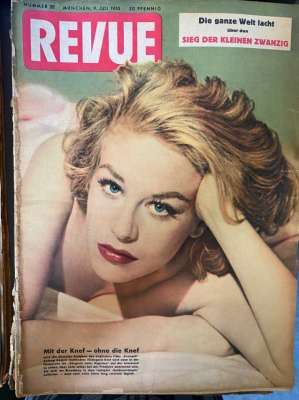 The Perfect Birthday Gift - Original Vintage German Magazine 