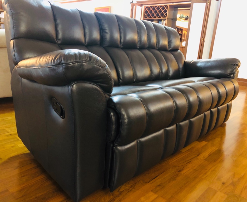 lorenzo leather reclining sofa