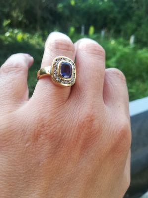 18 Carat gold ring Tanzanite & Diamonds Female 