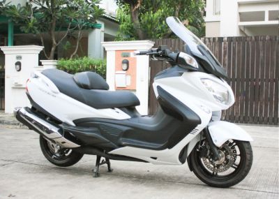 [ For Sale ] Suzuki Burgman 650 2018 only 1900km excellent condition