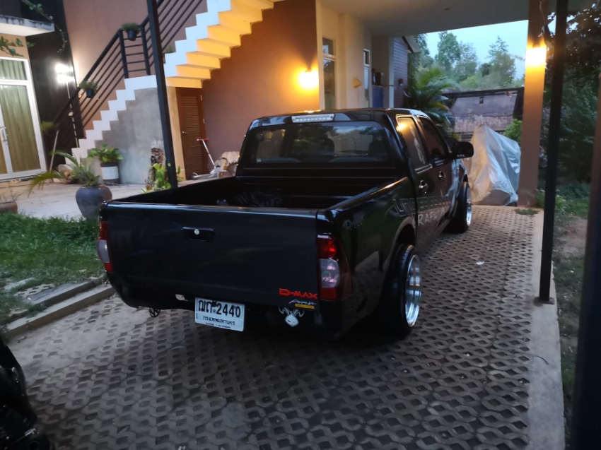 Isuzu Dmax Slx 4 Door 2 5 Common Rail Low Milage Pick Up Trucks For Sale Hang Dong Bahtsold Com Baht Sold