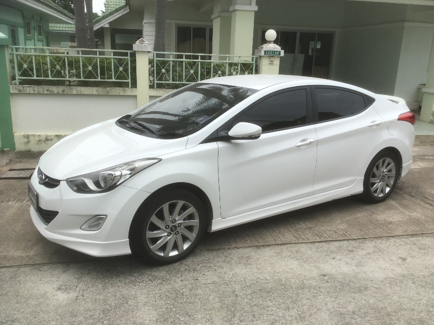 BEAUTY SEDAN HYUNDAI ELANTRA FOR SALE