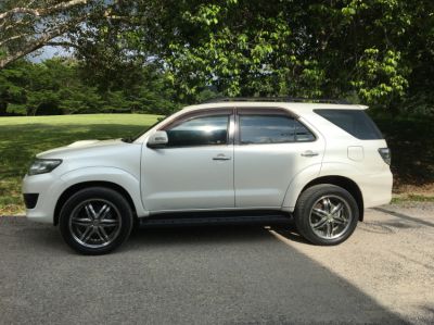 White Fortuner