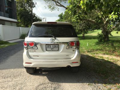 White Fortuner