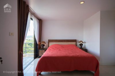 Attractive corner unit in The Royal Rayong