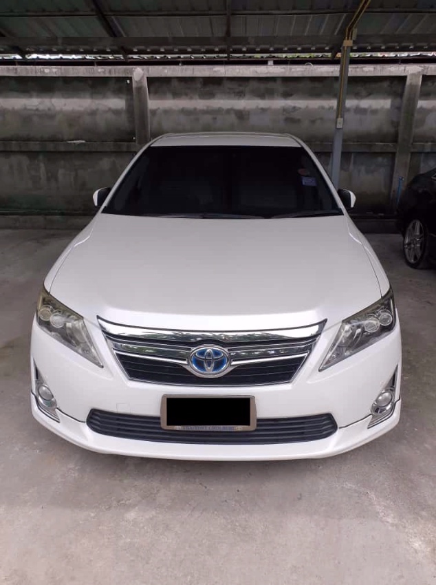 Toyota Camry Hybrid 2013 with BRAND NEW BATTERY PACK! For Sale!  Cars Vans  SUVs for Sale 