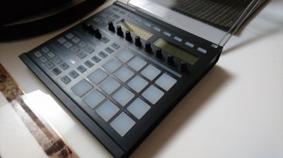 Native Instruments Maschine Mk1 w/ Software, UDG Carry Bag & Decksaver