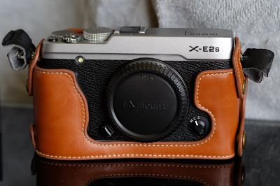 Fuji X-E2S Chrome Body Fujifilm X E2 S