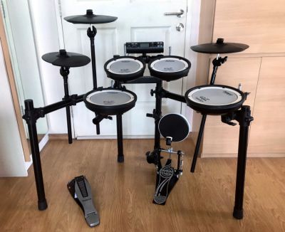 Roland Drum Set TD-4