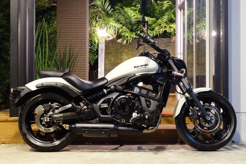 Kawasaki Vulcan S 650 2016 in an excellent condition! Only 5,0xx kms ...