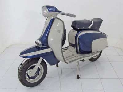Quality Fully restored classic Vespa and Lambretta scooters for sale