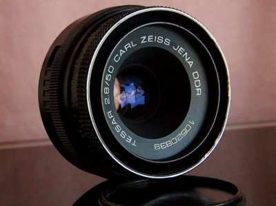 Carl Zeiss Jena Tessar Lens 50mm f/2.8 M42 Mount 