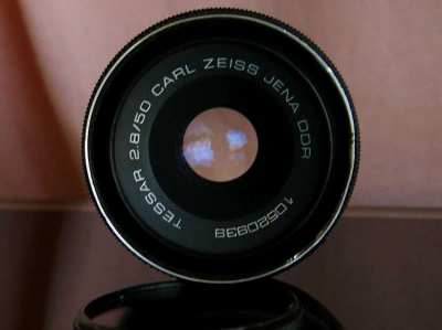 Carl Zeiss Jena Tessar Lens 50mm f/2.8 M42 Mount 