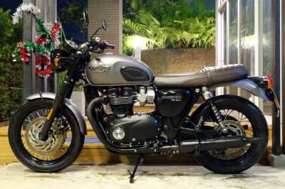 Triumph Bonneville T120 2016 at a excellent price only 8,9xx km!