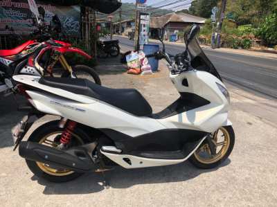 The pcx 150 cc 