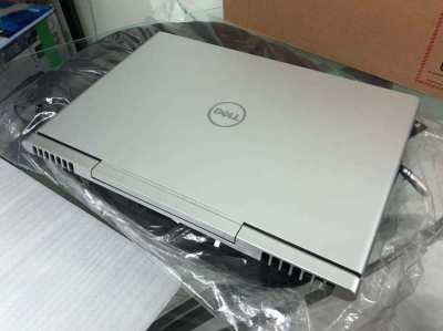 DELL Vostro 7570 HIGH END GAMING LAPTOP BRAND NEW (I7+GTX+15.6