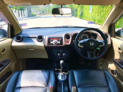 HONDA BRIO 1.2 V HATCHBACK ปี 2012