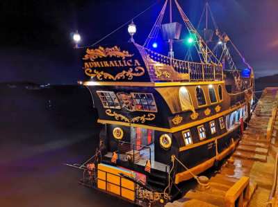 100ft pirates party boat for sale