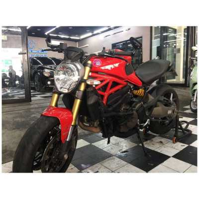 Ducati 821 Monster 2015 (3568 miles !!!)