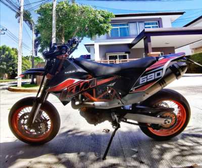 KTM 690 SMC-R 