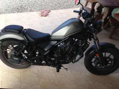 Honda Rebel 300 2018 with extras