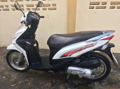 Honda Spacy 110cc White. 