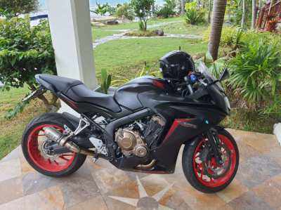 Honda cbr 650-good condition-great drive.