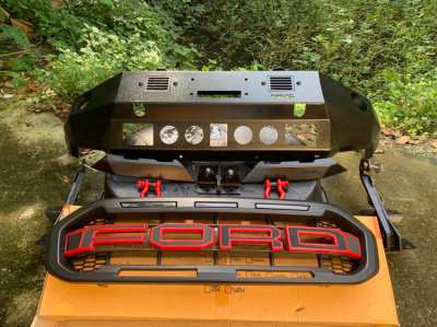 Ford ranger front bumper      Ranger bumper and grille