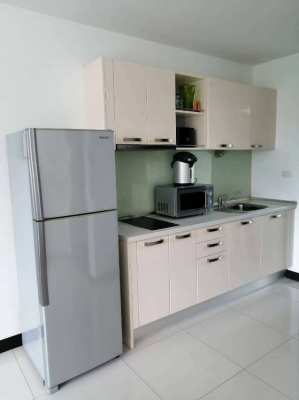 Studio Condo for rent at Pratumnak hill