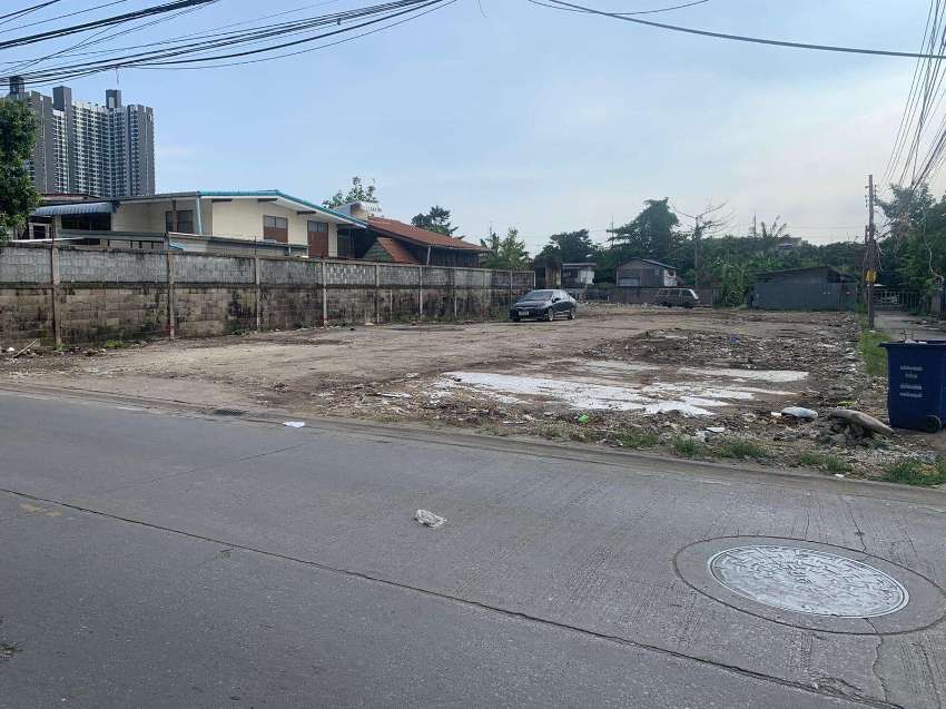 Land For Sale/Rent in Sukhumvit Soi 113,Wat Dan Samrong (Owners Post)