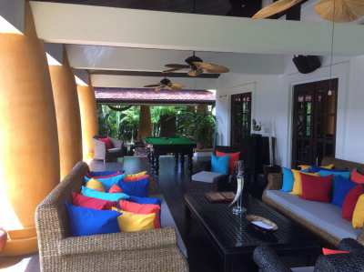 Stylish luxury pool-villa in a great location of Hua Hin 