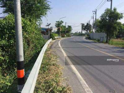 Land for sale in Nakhon Pathom (Owners Post)