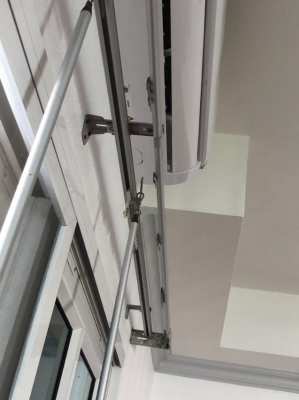  Curtain rails 2,20 m long double alumin curtain rail with rol.hooks