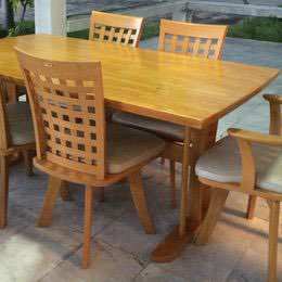 Elega Dinner Table with 6 swivel chairs