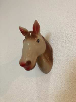  Porcelain horse heads,2 pieces, decoration,from UK.