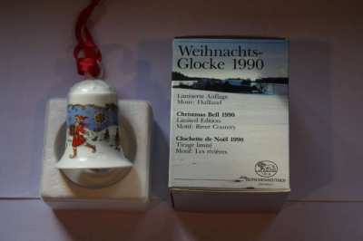 Hutschenreuther Porcelain Christmas  Bell 1990 - River Country