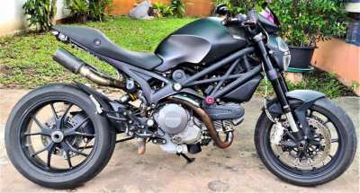 Ducati Monster 796 S2R customized / Rolex trade in possible