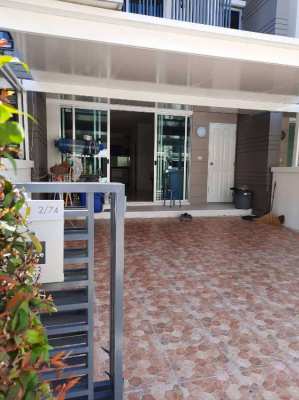 Townhouse, Town Avenue Village, Phutthabucha Soi 9