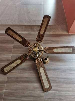 wood ceiling fan