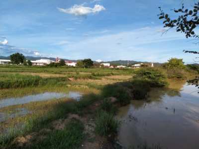 land 60 rai, on Super Highway Road, inbound near Doi Ti, Lamphun.