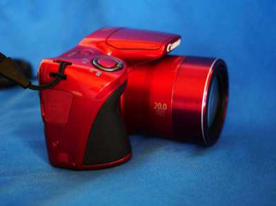 Canon PowerShot SX410 IS 20MP Red Camera (24-960mm Lens) 40X Zoom