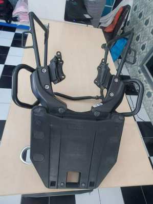 HONDA CB500X TOP BOX  & PANNIERS SYSTEM