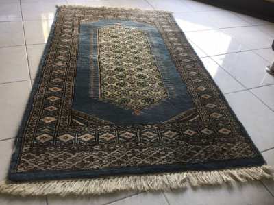 Pakistan carpet, wool, hand knotted, 0,77m x 1,37m 