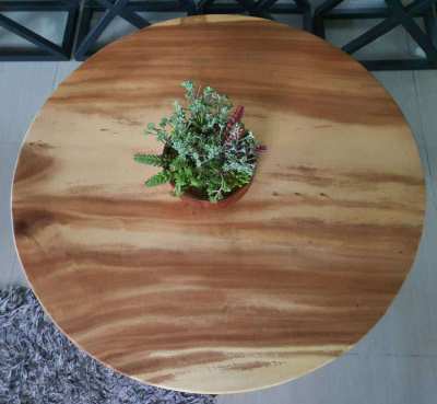 NEW INDUSTRIAL IRON AND ACACIA HARDWOOD COFFEE TABLE