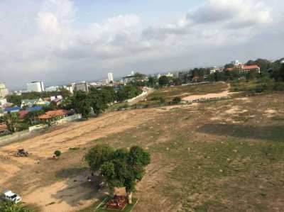 Land for sale North Pattaya, Naklua road, close to WongAmat Beach.