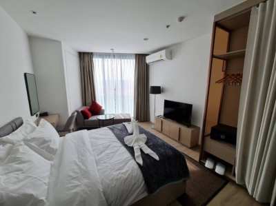 EDGE, Brand New Room Luxury Condo For Sale! 