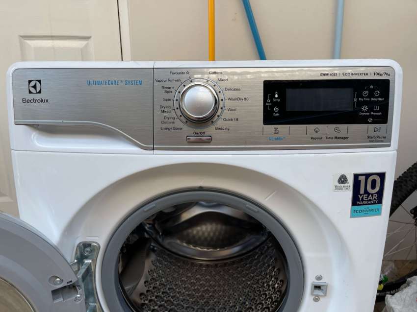 Electrolux combo washer deals dryer