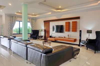 Beautiful 4 Beds, Modern Pool Villa For Sale