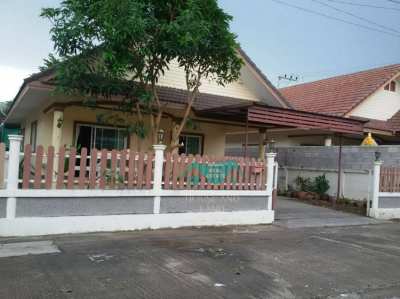 Beautiful house for sale near the sea. San Sodre Village 2, Cha-Am Sub