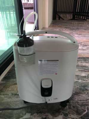 Oxygen Concentrator for patients with lung problems